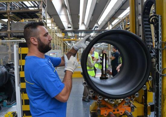 Michelin, 50 anni dello stabilimento di Alessandria e un obiettivo: niente carbonio entro il 2050 Michelin, 50 anni dello stabilimento di Alessandria e un obiettivo: niente carbonio entro il 2050