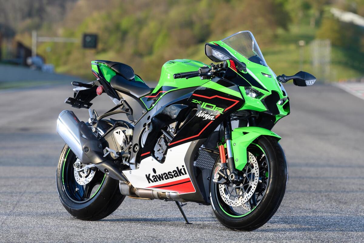 Kawasaki Ninja ZX-10R 2021: ecco com'è fatta [VIDEO] - News - Moto.it