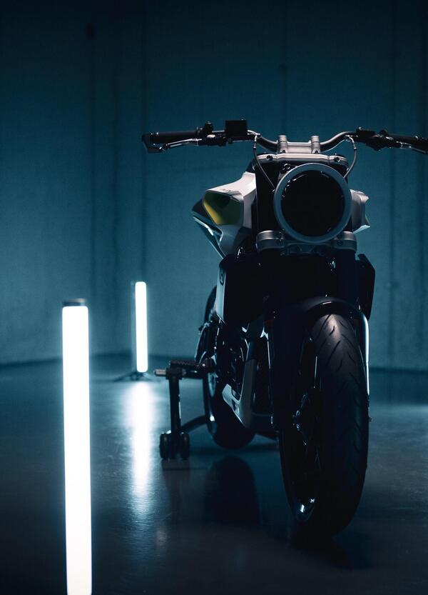 E-Pilen, la moto elettrica di Husqvarna con batterie sostituibili