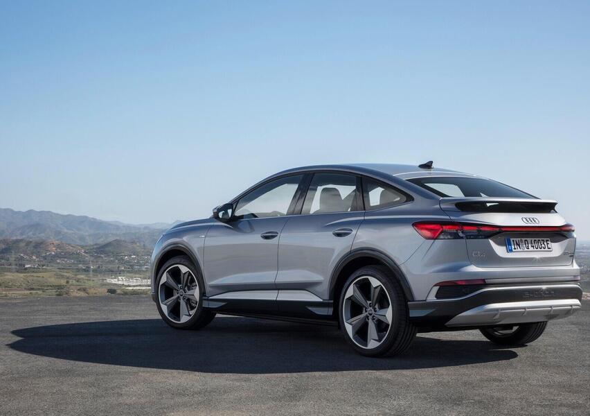 Audi Q4 Sportback Q4 40 etron S line edition (04/2021) prezzo e
