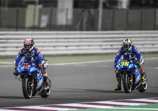 Alex Rins su Joan Mir: “Partiamo sempre da setup diversi, poi lui copia i miei” Alex Rins su Joan Mir: “Partiamo sempre da setup diversi, poi lui copia i miei”