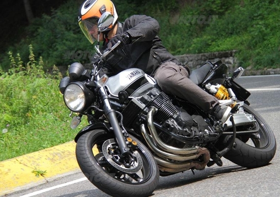 Yamaha XJR1300 2013 Yamaha XJR1300 2013