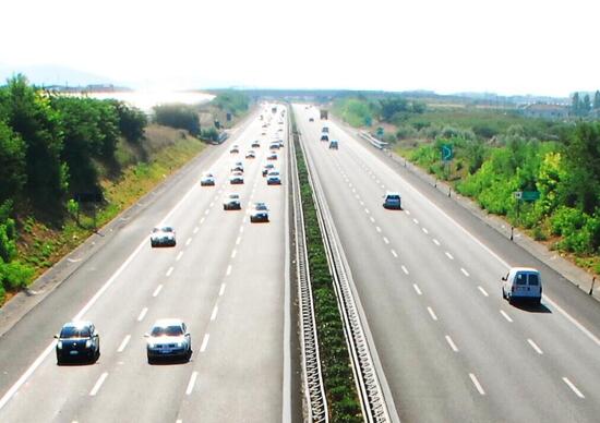 Autostrade: agosto aperto per lavori Autostrade: agosto aperto per lavori