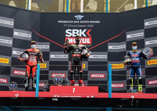 SBK 2021. GP d'Olanda: Jonathan Rea domina anche la Gara2 di Assen SBK 2021. GP d'Olanda: Jonathan Rea domina anche la Gara2 di Assen