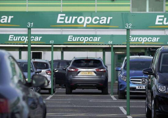 Volkswagen in trattative per acquistare Europcar: offerta da 3 miliardi di dollari Volkswagen in trattative per acquistare Europcar: offerta da 3 miliardi di dollari