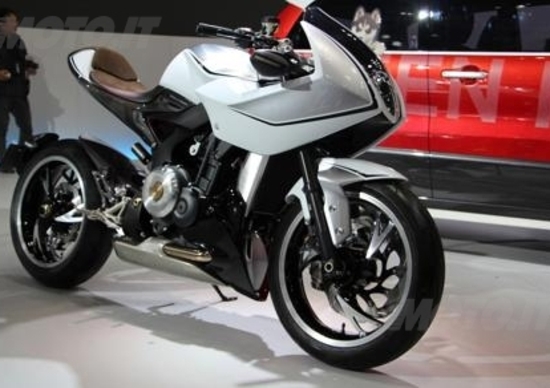 Suzuki: al Tokyo Motor show il ritorno del turbo e una fun-bike elettrica Suzuki: al Tokyo Motor show il ritorno del turbo e una fun-bike elettrica