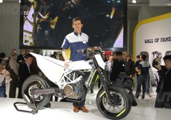 EICMA 2013: Husqvarna Concept 701 EICMA 2013: Husqvarna Concept 701