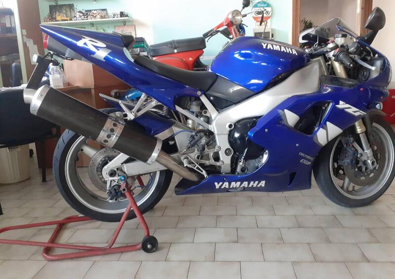 yamaha r1 1998 usata