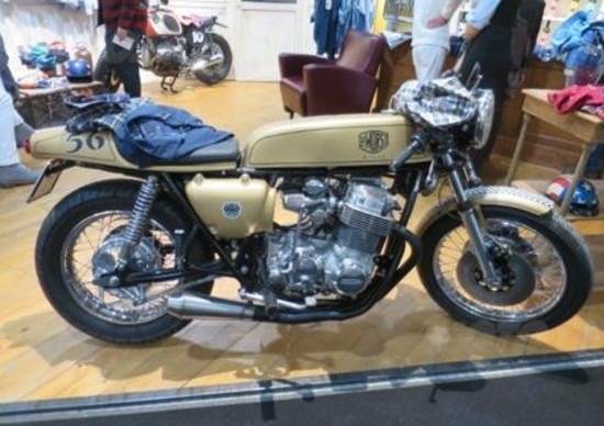 Moto ancora in passerella al Pitti Uomo di Firenze Moto ancora in passerella al Pitti Uomo di Firenze