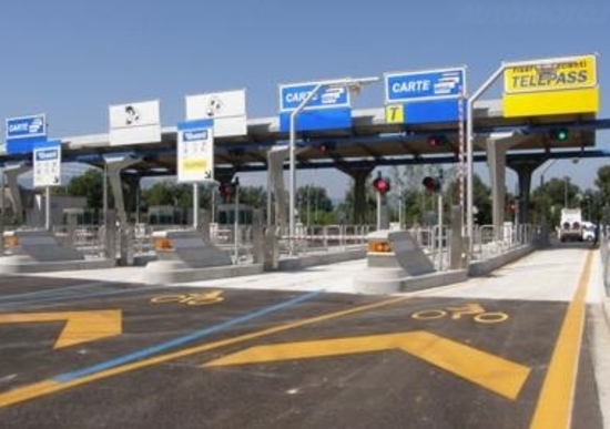 Dal CIM la petizione per la riduzione del pedaggio autostradale delle moto Dal CIM la petizione per la riduzione del pedaggio autostradale delle moto