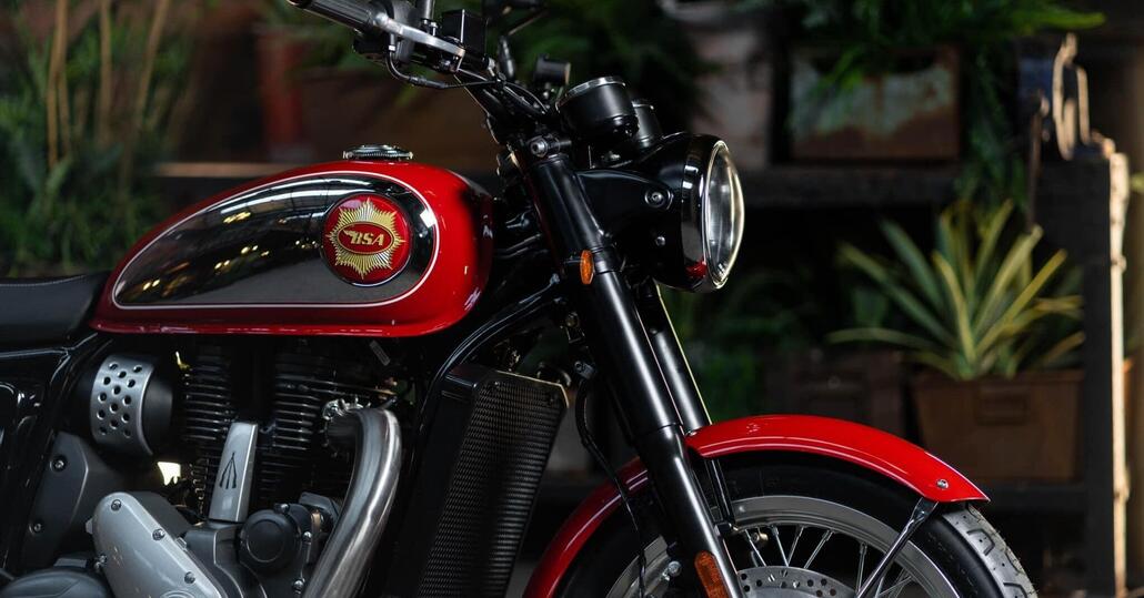 BSA rinasce con la nuova Gold Star 650
