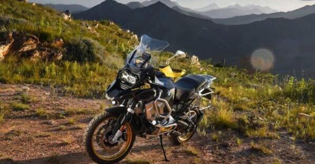Vendite UK a +10%. La R1250GS Adventure è prima fra le maxi