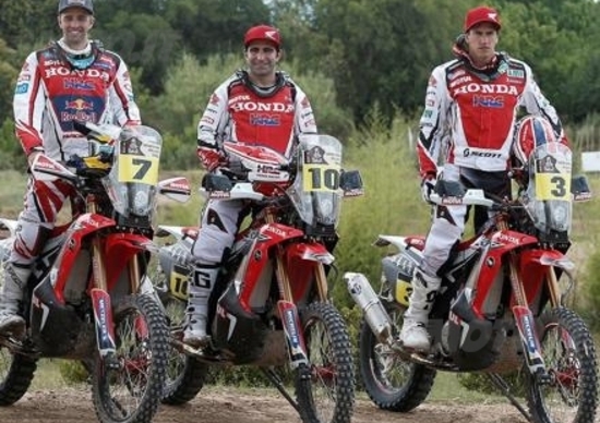 Dakar 2015. Team Honda HRC Line-up Dakar 2015. Team Honda HRC Line-up
