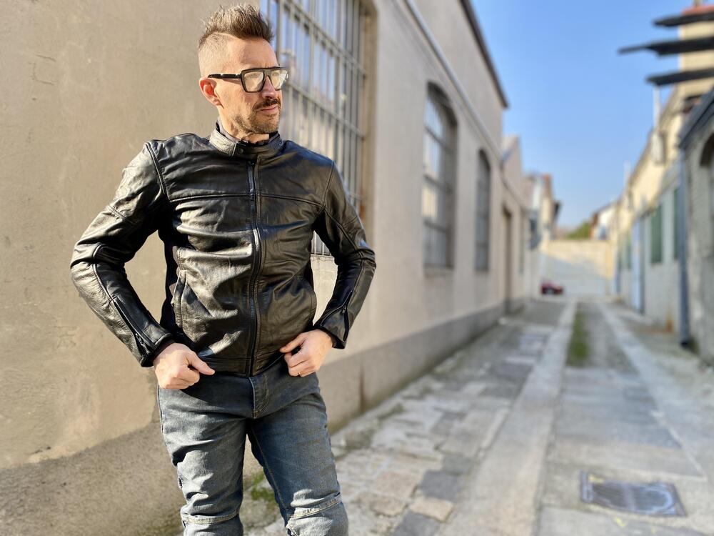 Men's motorcycle jacket and technical trousers for only 89.98 euros by  XLMOTO - Accessories - Moto.it - Ruetir