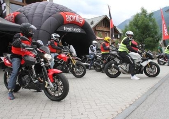 Marco D’Acunzo (Aprilia, Moto Guzzi): Tuono e Caponord, due moto da provare! Marco D’Acunzo (Aprilia, Moto Guzzi): Tuono e Caponord, due moto da provare!