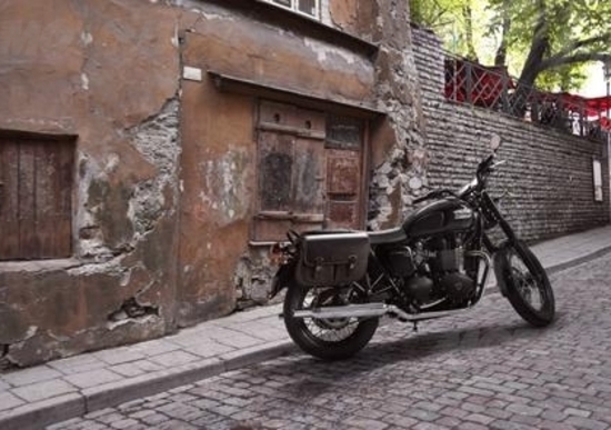 Triumph: borse Waxed Bags per Bonneville e T100 Triumph: borse Waxed Bags per Bonneville e T100