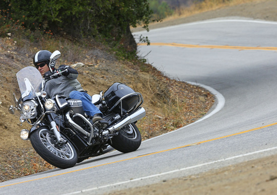 Moto Guzzi California 1400 Touring e Custom Moto Guzzi California 1400 Touring e Custom