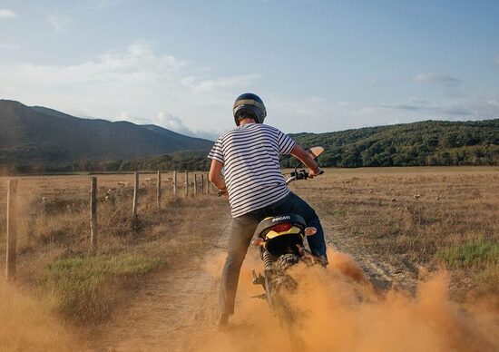 Ducati Scrambler, dettagli da indossare Ducati Scrambler, dettagli da indossare