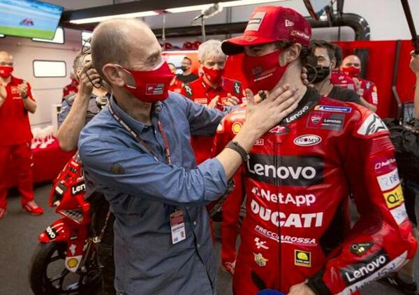 &ldquo;Con Bagnaia non ho neanche parlato. Ci ha pensato Dall&rsquo;Igna&rdquo;: il boss di Ducati racconta