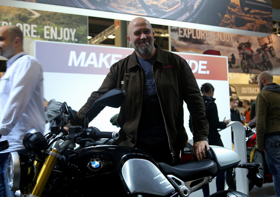 Ola Stenegard, BMW: “Il motociclista non ama parcheggiare la sua moto in mezzo ad altre 20 uguali” Ola Stenegard, BMW: “Il motociclista non ama parcheggiare la sua moto in mezzo ad altre 20 uguali”