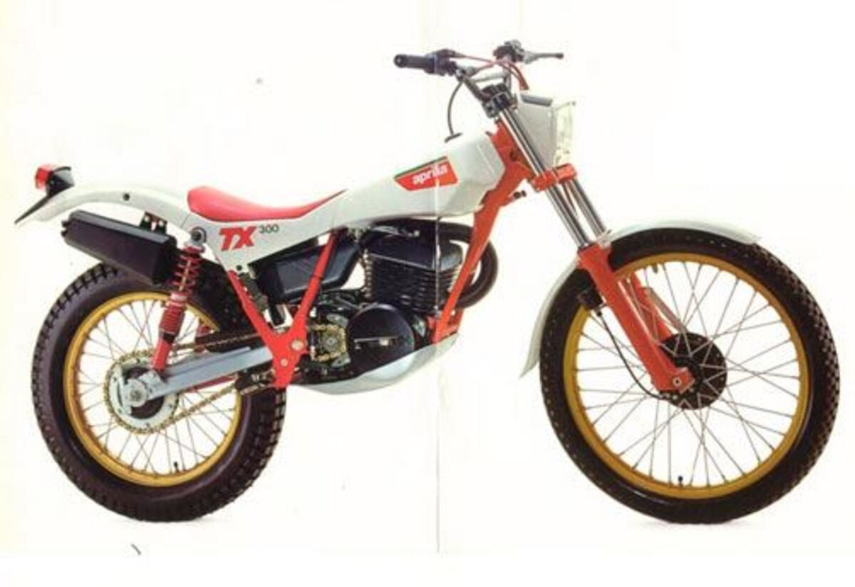 Aprilia Tx 300, Prezzo E Scheda Tecnica - Moto.it