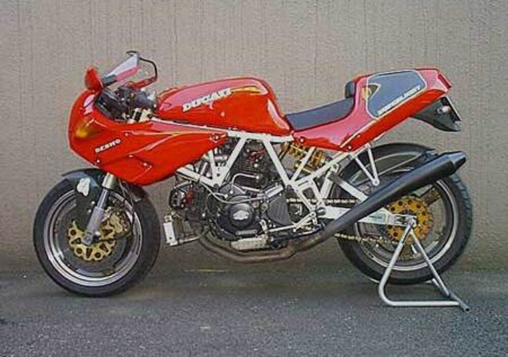 1992 Ducati 900 SS Super Sport - Moto.ZombDrive.COM