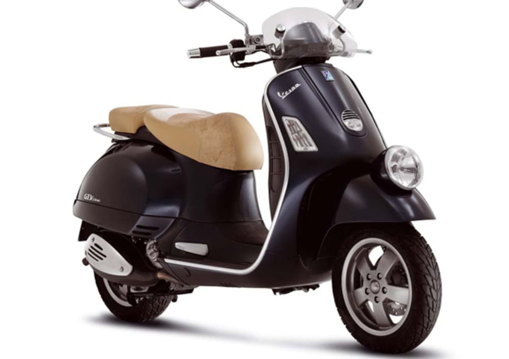  Vespa GTV 125  prezzo e scheda tecnica Moto it