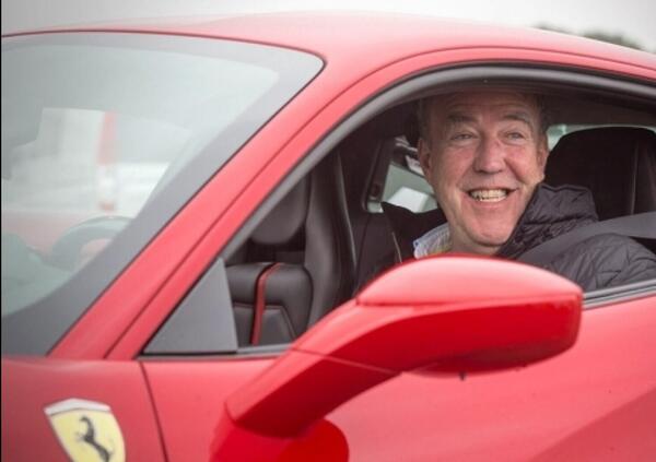 Jeremy Clarkson costretto a scusarsi pubblicamente e la figlia prende le distanze: ecco cos&rsquo;&egrave; successo