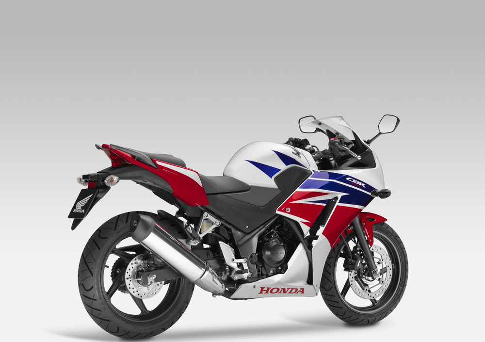 Honda CBR 300 R ABS (2014 - 17), prezzo e scheda tecnica - Moto.it