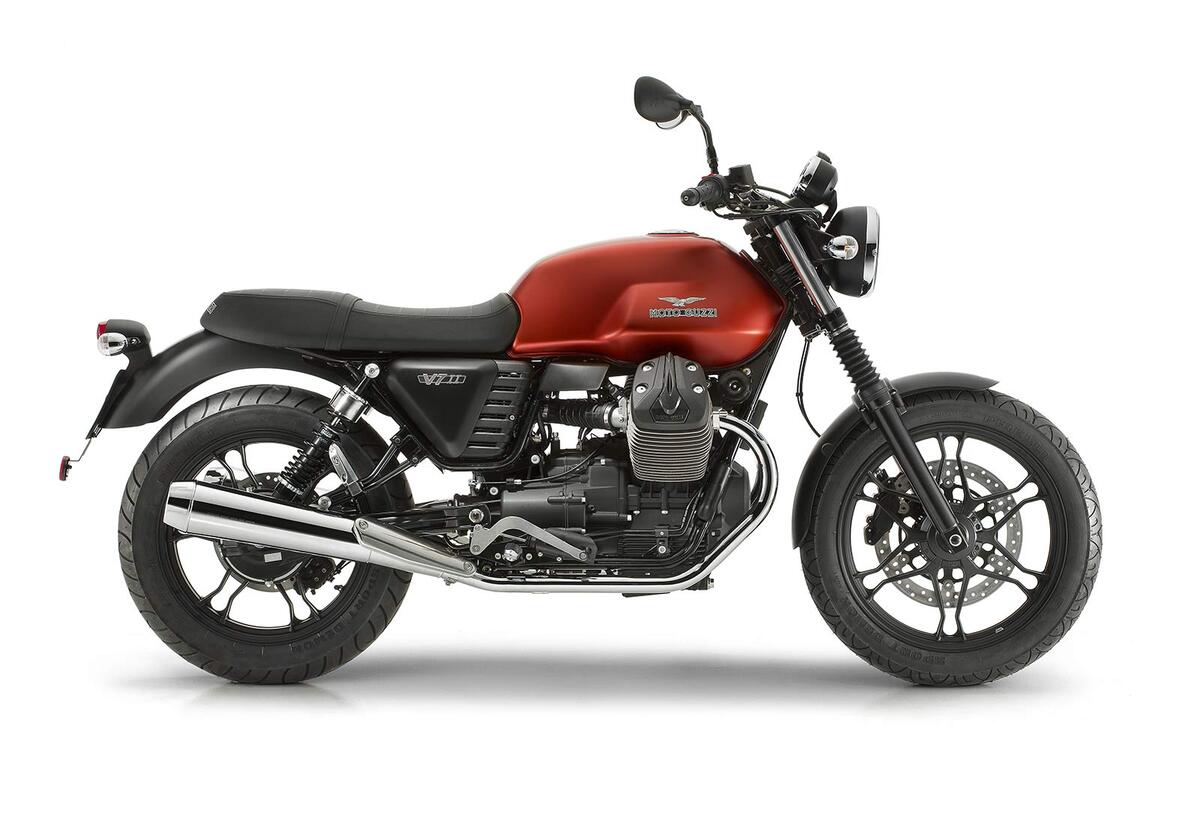 Moto Guzzi V7 II Stone (2015 17), prezzo e scheda tecnica Moto.it