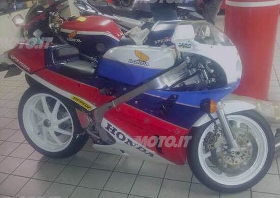 Le Belle e possibili di Moto.it: Honda VFR 750R RC30 Le Belle e possibili di Moto.it: Honda VFR 750R RC30