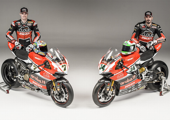 Presentato il Team Aruba-Ducati Superbike 2015 Presentato il Team Aruba-Ducati Superbike 2015