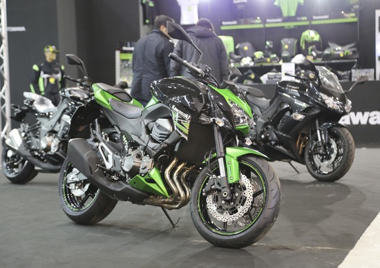 Kawasaki a Motodays: H2 regina fra le novità, tutta la gamma in demo ride Kawasaki a Motodays: H2 regina fra le novità, tutta la gamma in demo ride