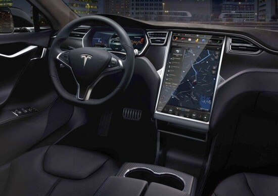 Codacons: «Vietiamo le auto a guida autonoma» Codacons: «Vietiamo le auto a guida autonoma»