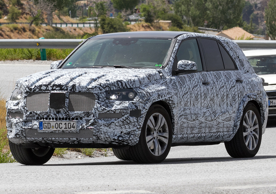 Nuova Mercedes GLE 2018: test su strada per la nuova generazione Nuova Mercedes GLE 2018: test su strada per la nuova generazione