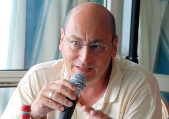 E' morto Carlo Bassi E' morto Carlo Bassi