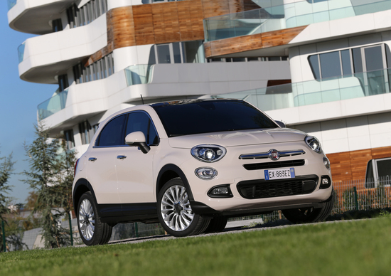 Fiat 500X al Salone di Parigi 2016 Fiat 500X al Salone di Parigi 2016