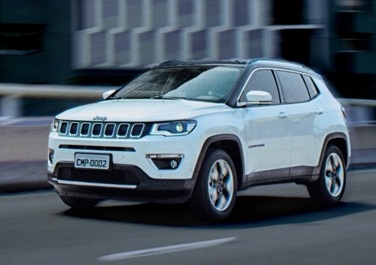 Nuova Jeep Compass: le prime immagini ufficiali Nuova Jeep Compass: le prime immagini ufficiali