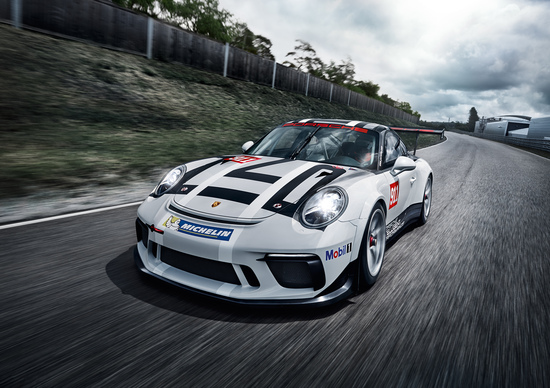 Salone di Parigi 2016, ecco la nuova Porsche 911 GT3 Cup Salone di Parigi 2016, ecco la nuova Porsche 911 GT3 Cup