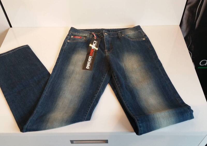 jeans ducati
