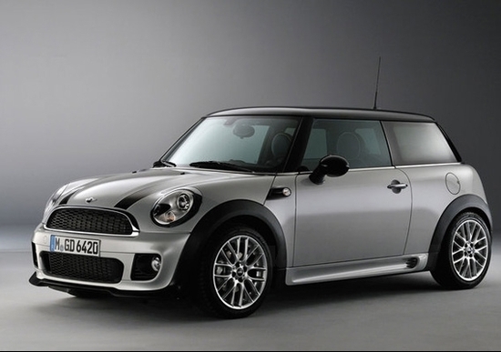 Mini e Mini Cabrio: ecco il kit JCW per tutti i motori Mini e Mini Cabrio: ecco il kit JCW per tutti i motori