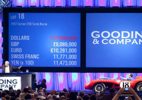 Ferrari: una Testa Rossa del 1957 battuta all’asta per la cifra record di 16.39 milioni di dollari Ferrari: una Testa Rossa del 1957 battuta all’asta per la cifra record di 16.39 milioni di dollari