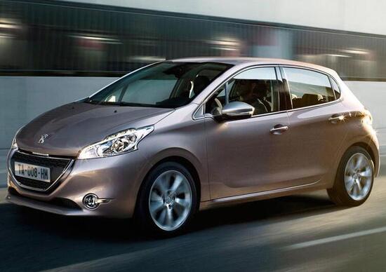Peugeot: avviata a Poissy la produzione della 208 Peugeot: avviata a Poissy la produzione della 208