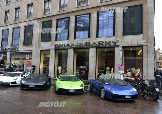 Presentata da Brian&Barry la collezione abbigliamento Lamborghini 2012 Presentata da Brian&Barry la collezione abbigliamento Lamborghini 2012