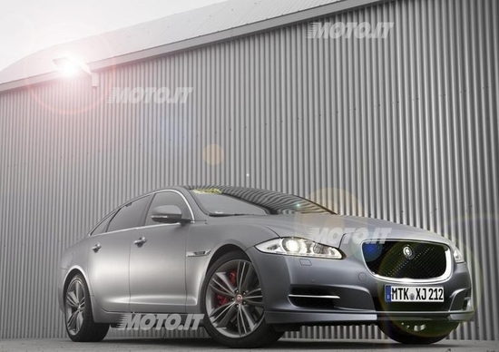 Jaguar XJ Supersport: nuovo Taxi per il Nürburgring Jaguar XJ Supersport: nuovo Taxi per il Nürburgring