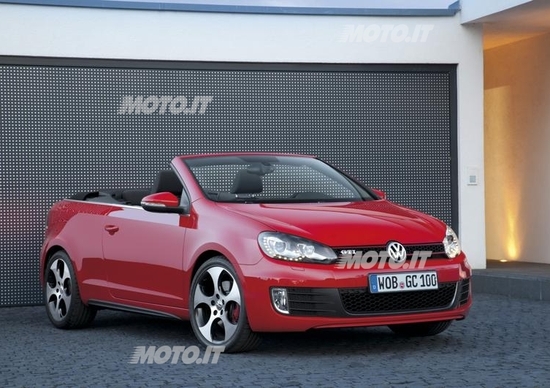 Volkswagen Golf GTI Cabriolet: listino prezzi Volkswagen Golf GTI Cabriolet: listino prezzi
