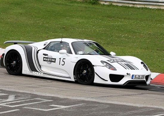 Porsche 918 Spyder: al ‘Ring in livrea Martini Racing Porsche 918 Spyder: al ‘Ring in livrea Martini Racing