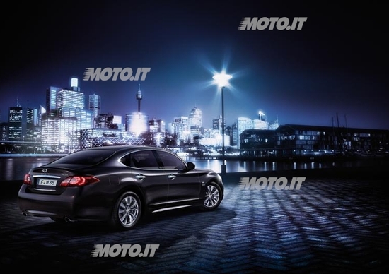 Infiniti M35h Business Edition: dettagli e prezzi Infiniti M35h Business Edition: dettagli e prezzi