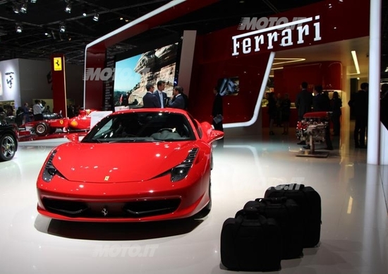Ferrari al Salone di Parigi 2012 Ferrari al Salone di Parigi 2012