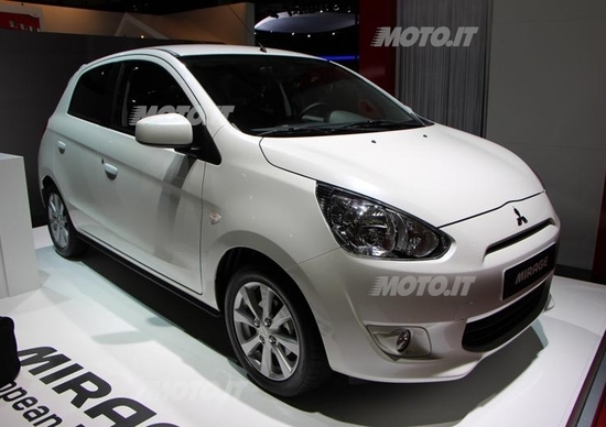 Mitsubishi Mirage: debutto europeo a Parigi Mitsubishi Mirage: debutto europeo a Parigi